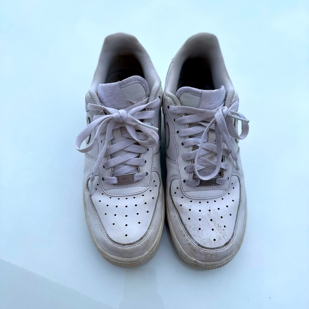 NIKE Air Force woman white sz 8